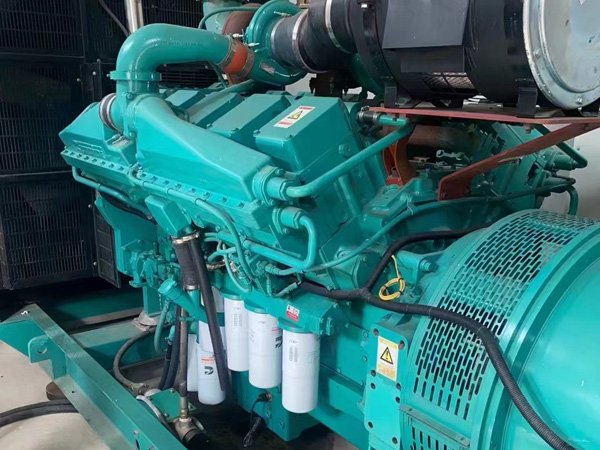 城厢更换100kW柴油发电机组机油时，需要注意哪些事项？